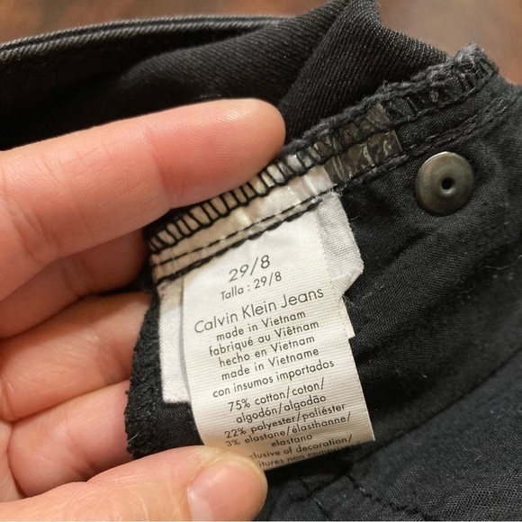CALVIN KLEIN Ultimate Skinny Jeans black Stretch denim size 28/8 GUC - Picture 3 of 12